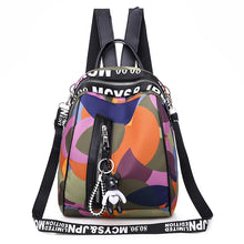 Carica l&#39;immagine nel visualizzatore di Gallery, Zaino multicolore in nylon (S)
