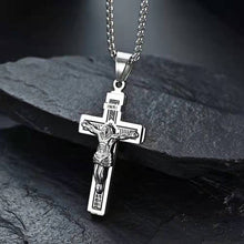 Carica l&#39;immagine nel visualizzatore di Gallery, Collana con croce cristiana da uomo (S)
