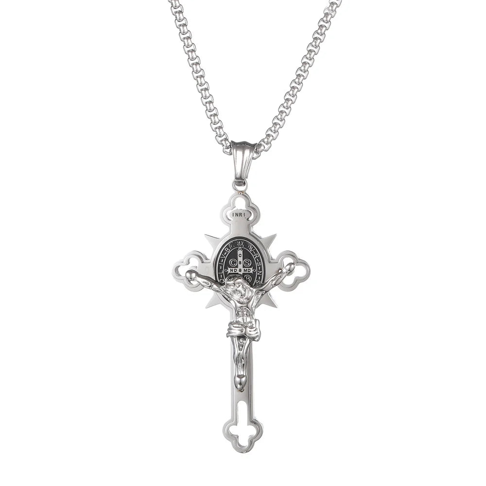 Collana con ciondolo a forma di croce (TRASF)