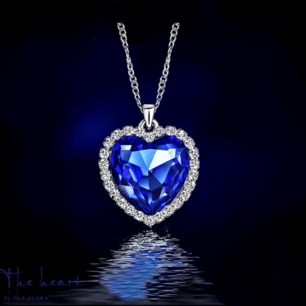 Collana con Cuore Blu